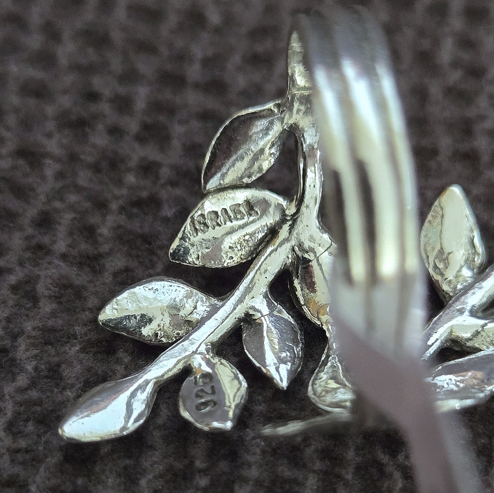 Noa Zuman Sterling Silver🤍 Twisted Bypass Olive🫒 Leaf🌿 Statement Ring💍 - Picture 10 of 16